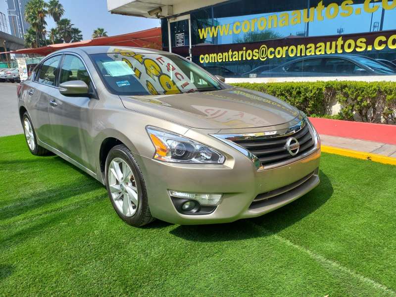 2013 ALTIMA ADVANCE AUT ELEC CLIMA PIEL ABS PANTALLA DE  REVERSA 4P BEIGE 