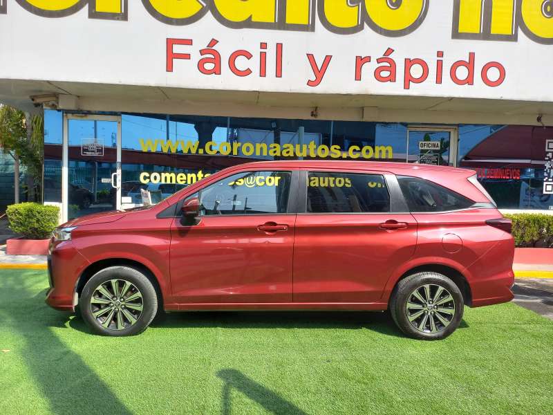 2023 AVANZA XLE AUT ELEC CLIMA CAMARA DE REVERSA 5P ROJO METALICO